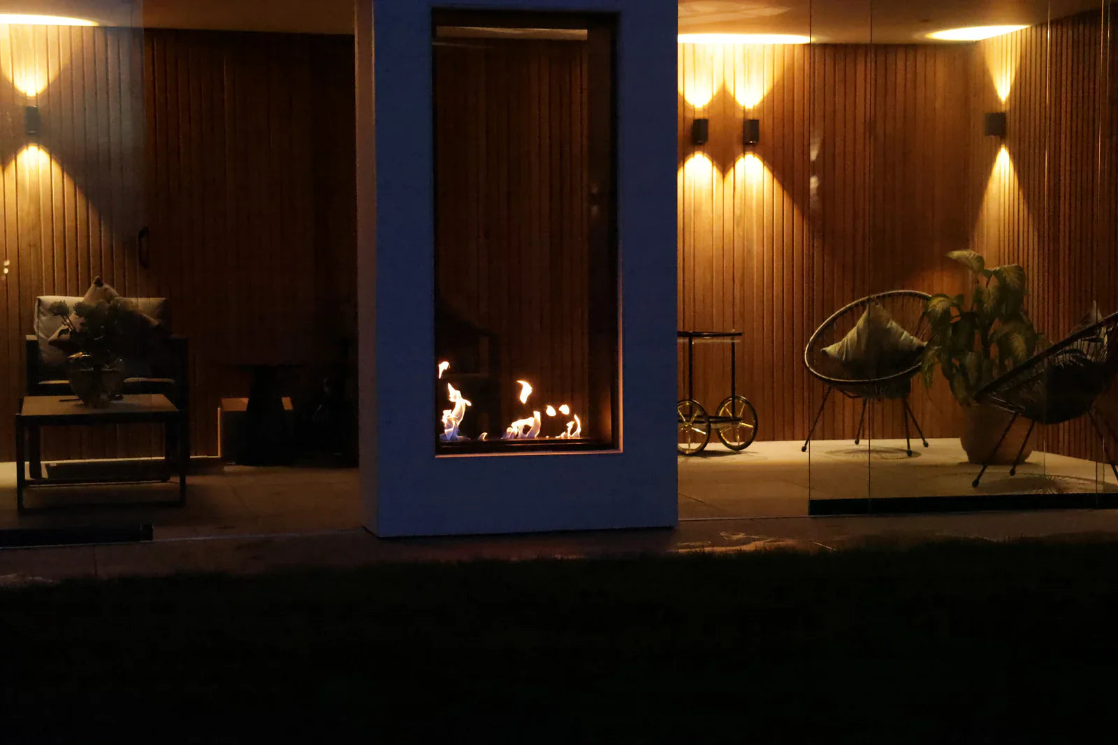 Fame Vertical Doorkijkhaard Enkel Volle Glas 100 x 120 cm