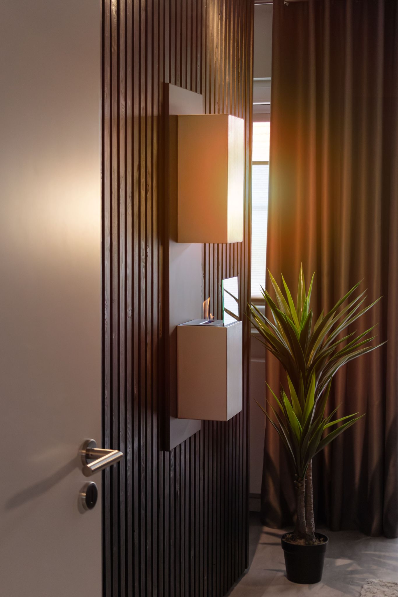 Katur Bio Ethanol Wandhaard H114 cm – afbeelding 3